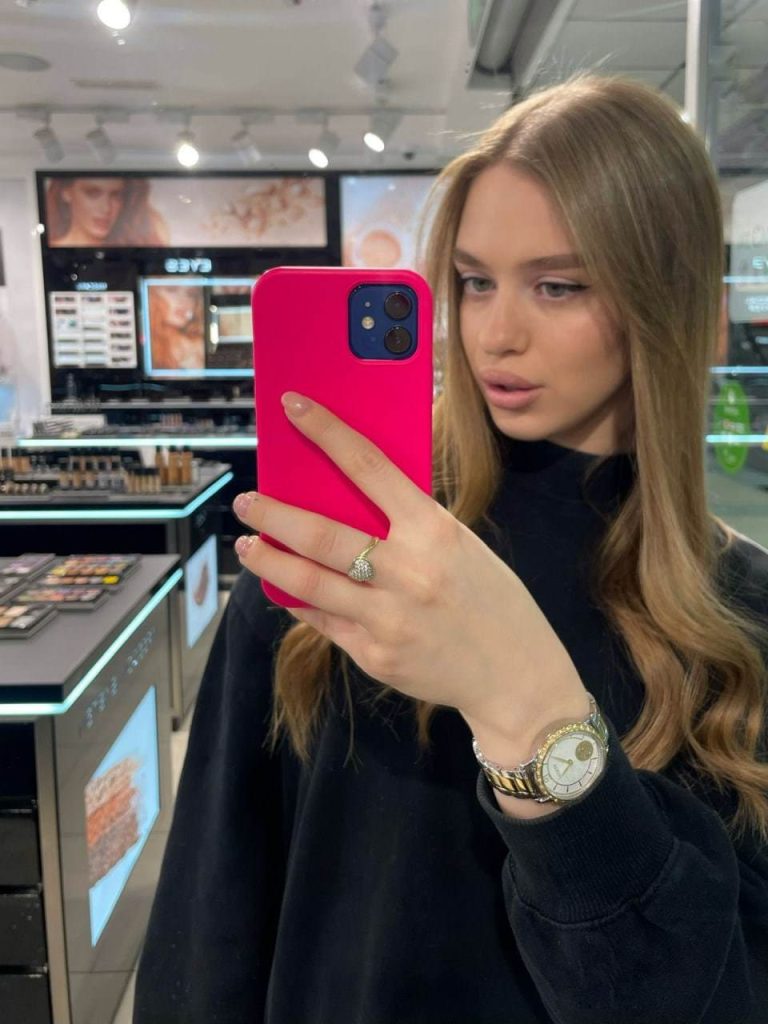 Эскортница Амилина в Москве