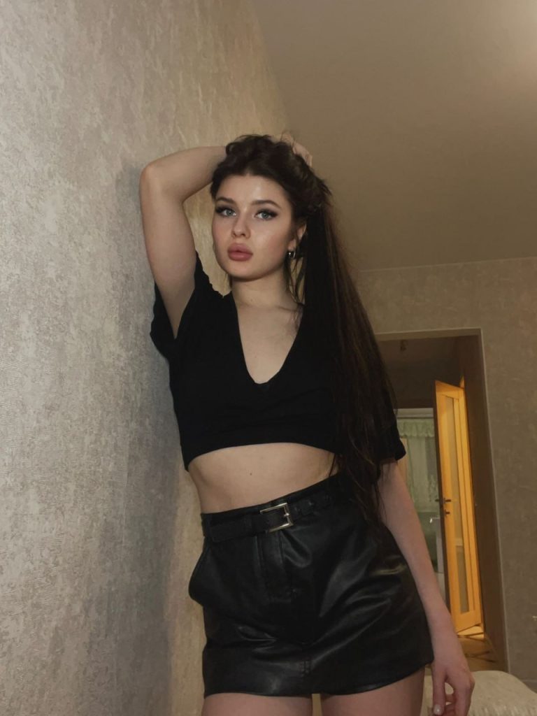 Эскорт модель Катя в Москве